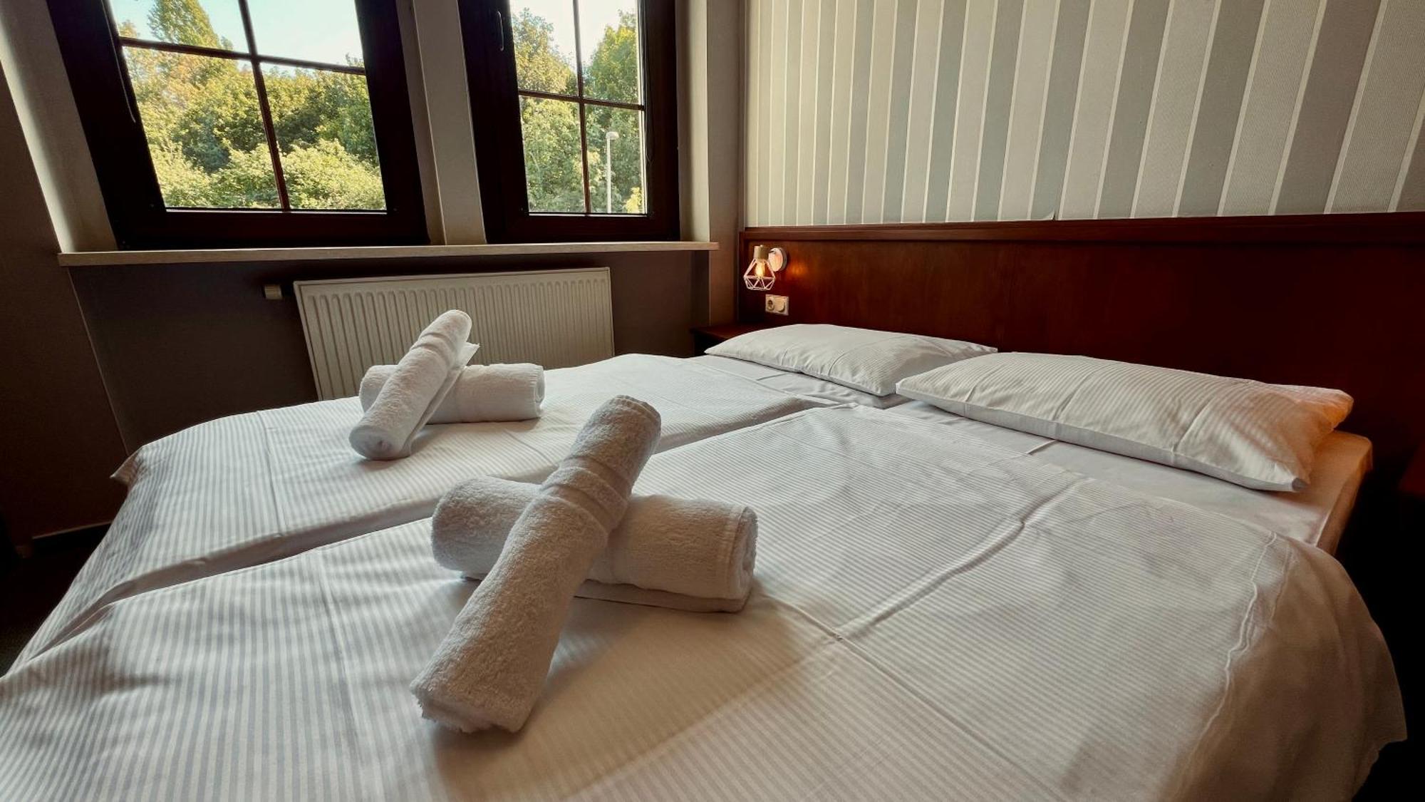 Ikura Hotel Self-Check-In Lutherstadt Eisleben Dış mekan fotoğraf